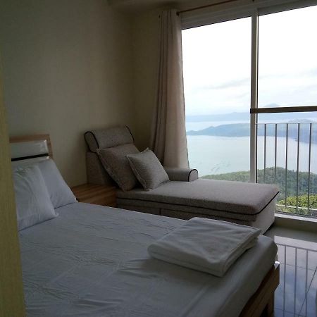 Taal Lake View Wind Residences By Smco Tagaytay City Exteriör bild