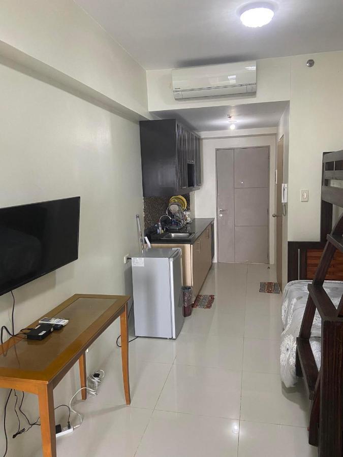 Taal Lake View Wind Residences By Smco Tagaytay City Exteriör bild