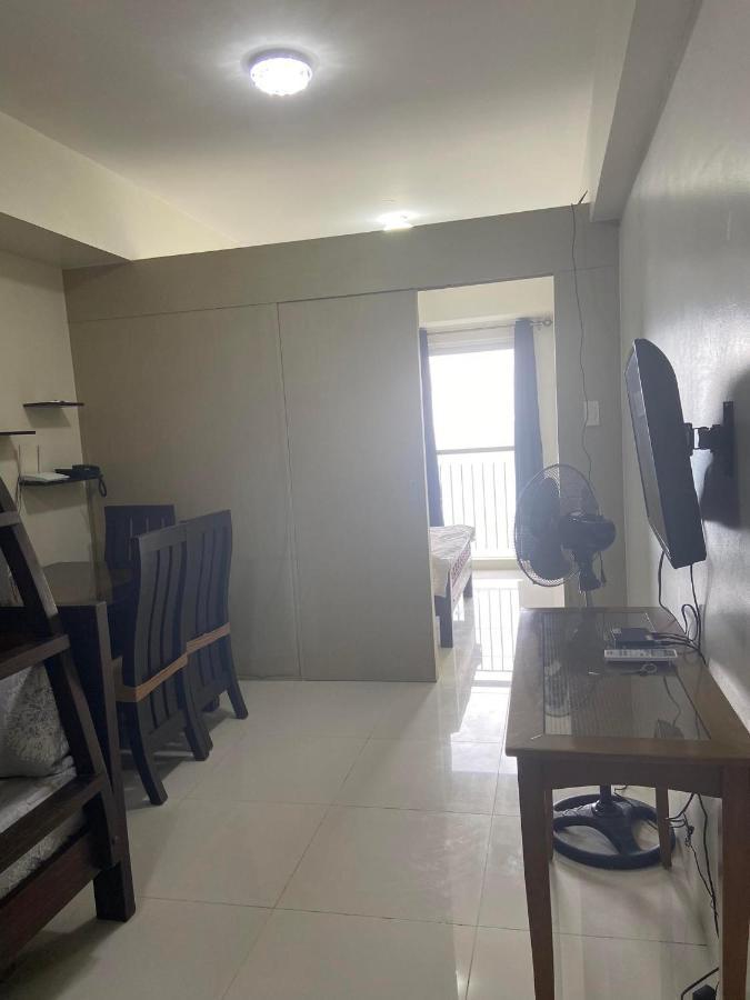Taal Lake View Wind Residences By Smco Tagaytay City Exteriör bild
