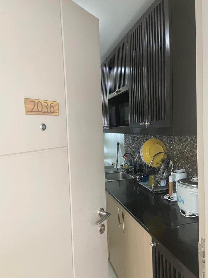 Taal Lake View Wind Residences By Smco Tagaytay City Exteriör bild