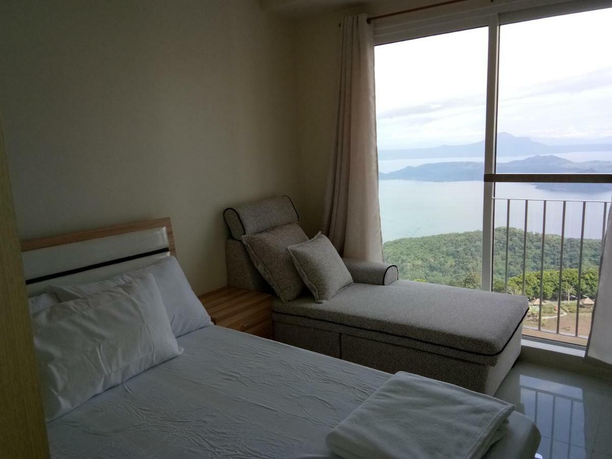 Taal Lake View Wind Residences By Smco Tagaytay City Exteriör bild